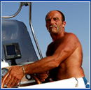 ingrandisci la foto di raffaele restuccia - raffaele conosce ogni palmo di mare di castellabate e del cilento